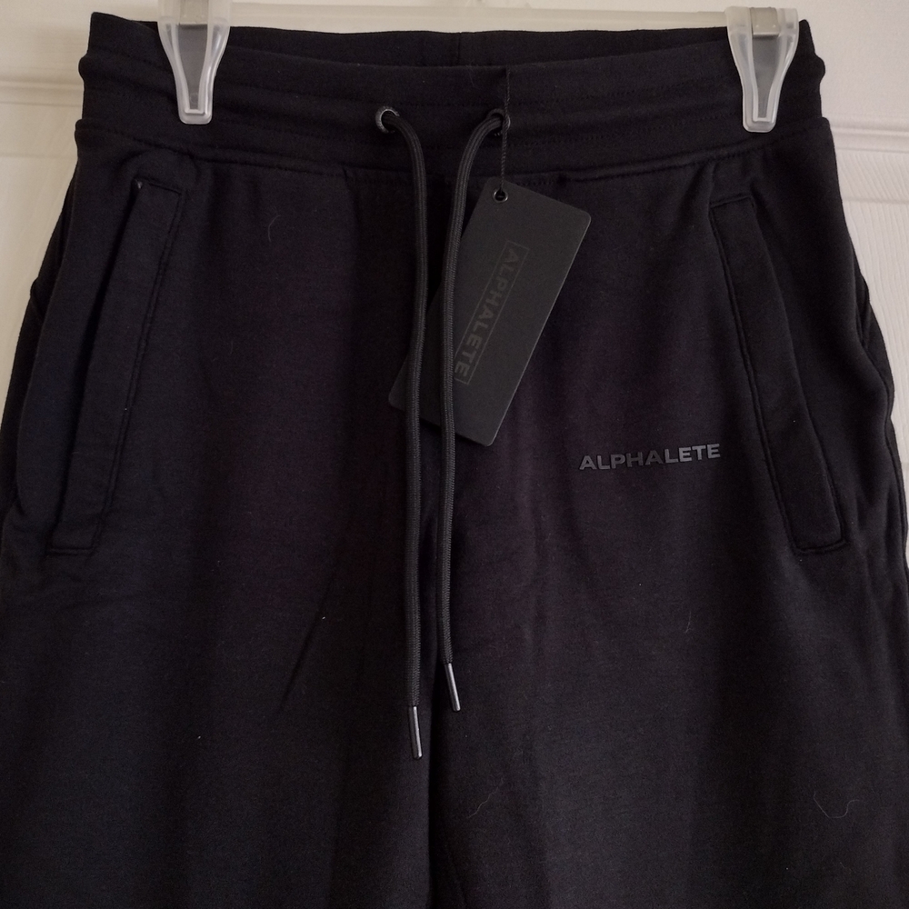 Alphalete Black Men's Pants Size M - Alphalete Jogger Sweats  AL20-1128